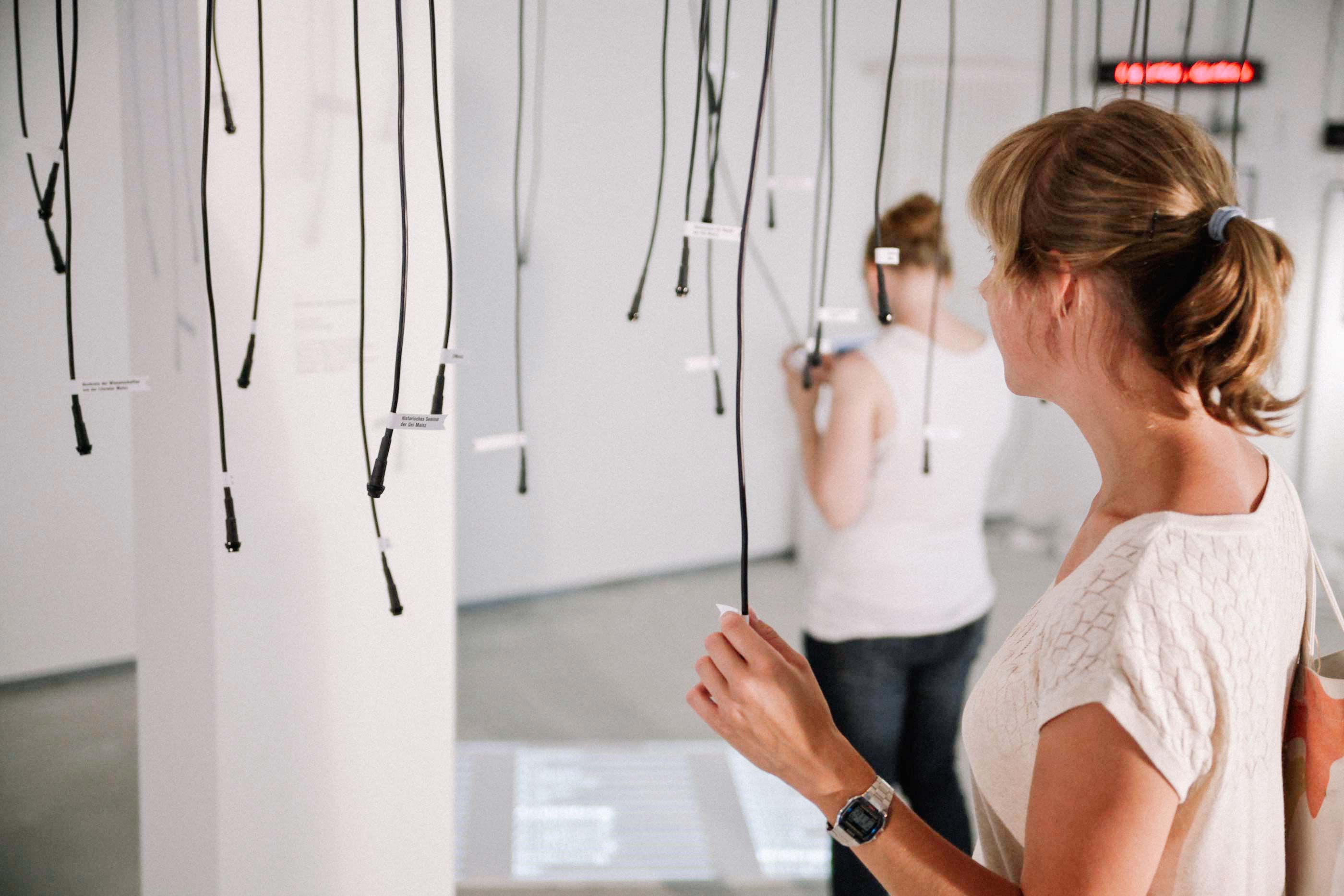A visitor pokes around and selects an institute of her interest.